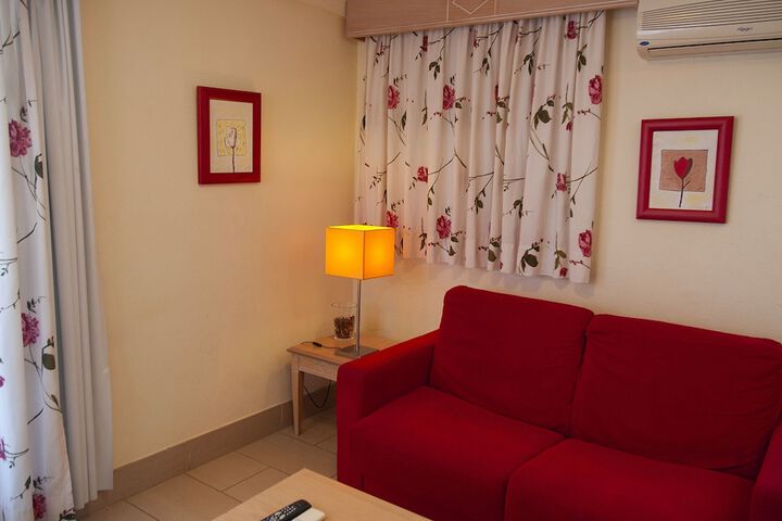Room 11 of 41