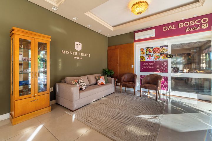 Guest Lobby