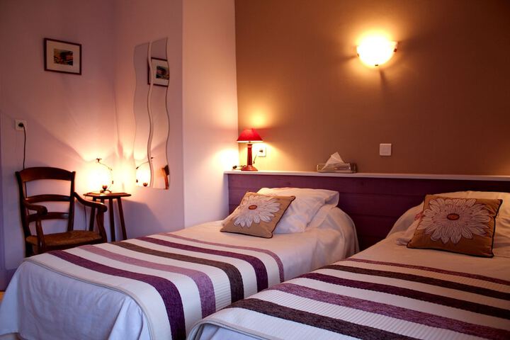 Room 4 of 56