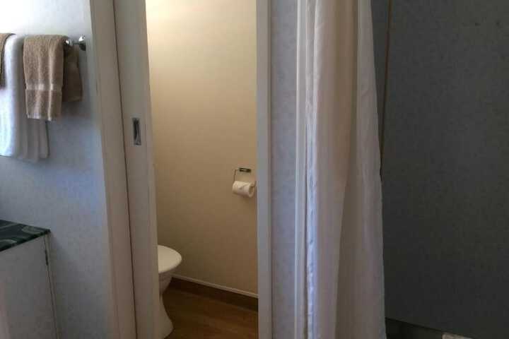 Room 34 of 44