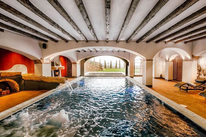 Pool 19 of 36