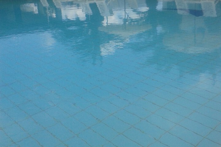 Hotel Pool