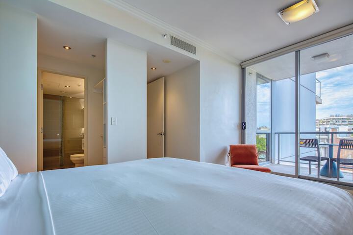 Room 46 of 308
