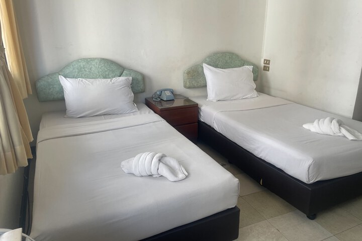 Room 29 of 58