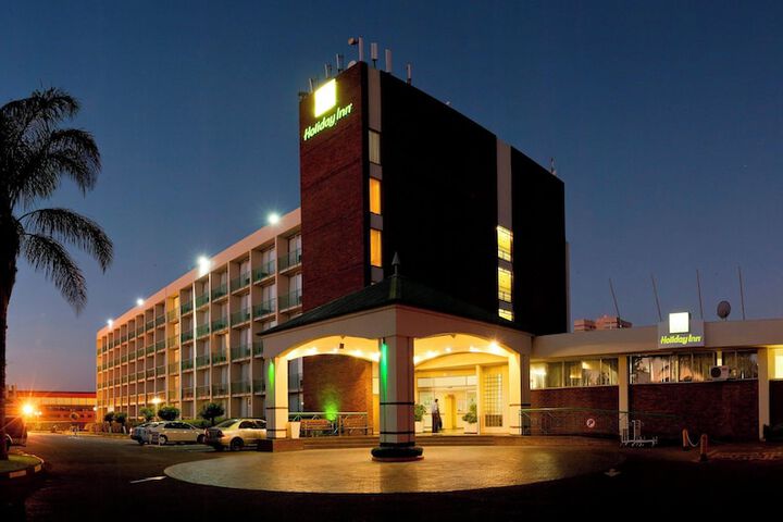 Hotel 174 of 184