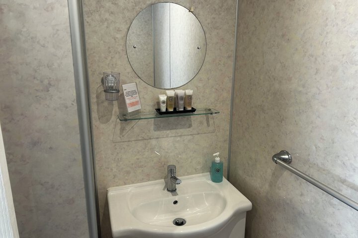 Room 53 of 68