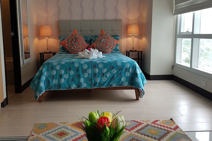 Room 19 of 76