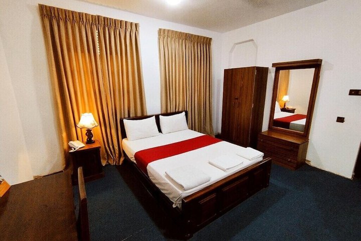 Room 3 of 13