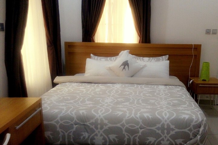 Room 6 of 23