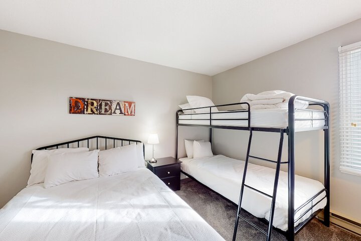 Room 113 of 457