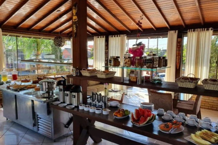 Breakfast/Coffee Service 40 of 51