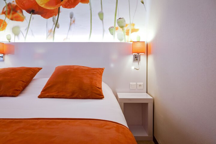 Room 20 of 49