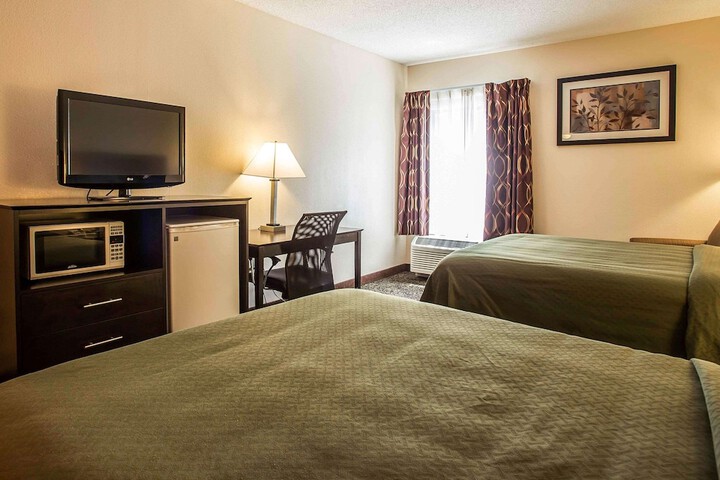 Room 13 of 24
