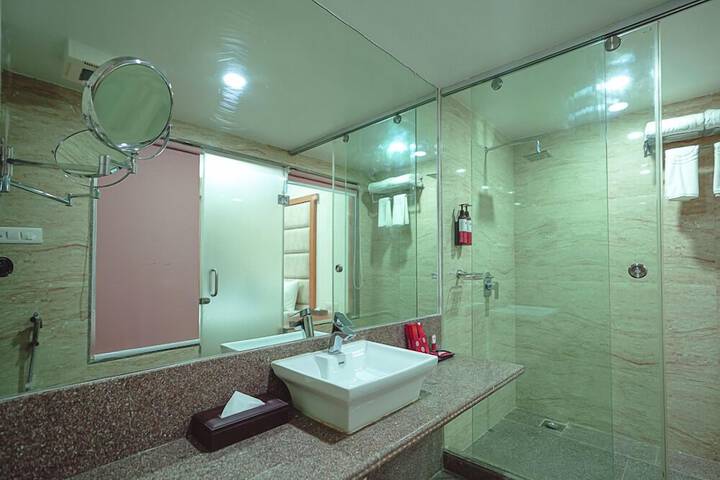 Room 35 of 49