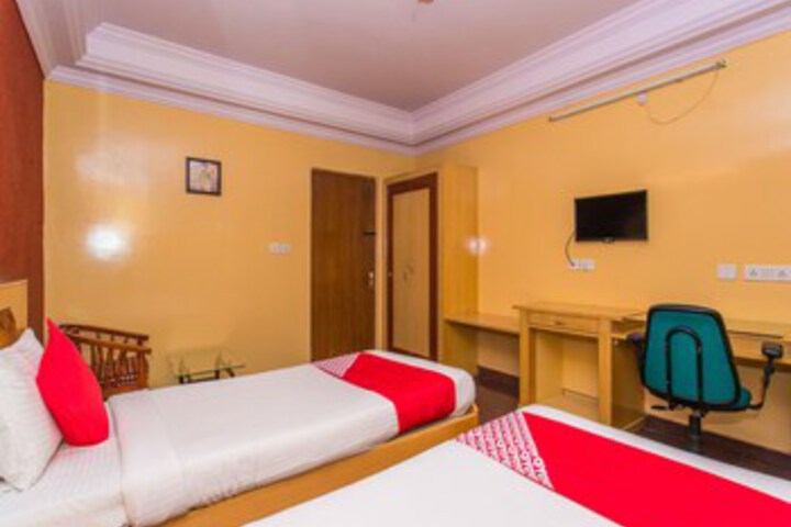 Room 26 of 32