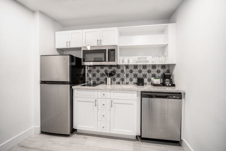 Private kitchenette