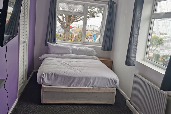 Room 5 of 69
