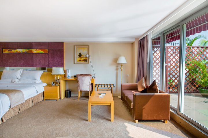 Room 14 of 31