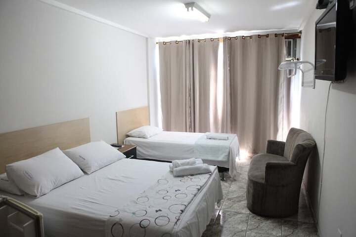 Room 19 of 34