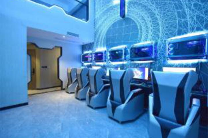 Man Shi Guang Esports Hotel (Qu County Fortune Center Branch)