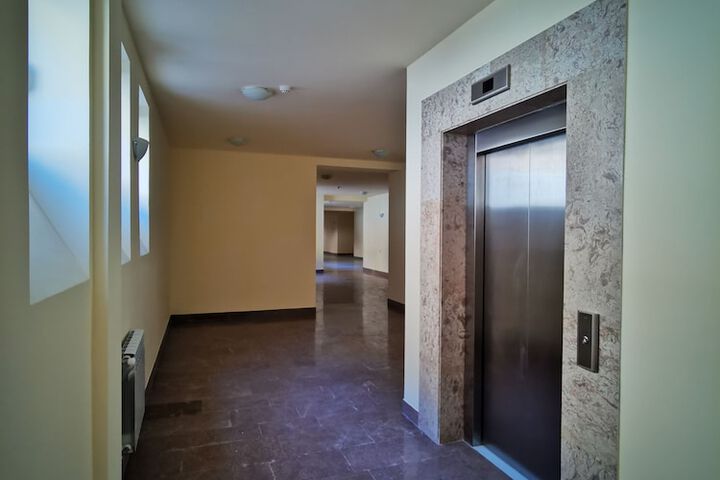 Ballroom/Hall 40 of 55