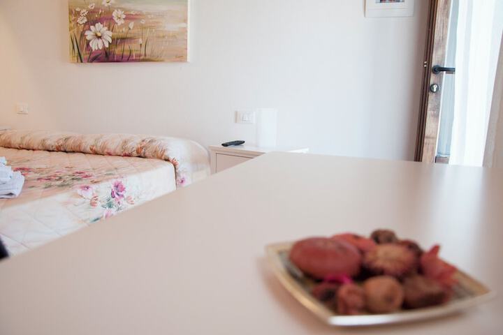 Room 13 of 49