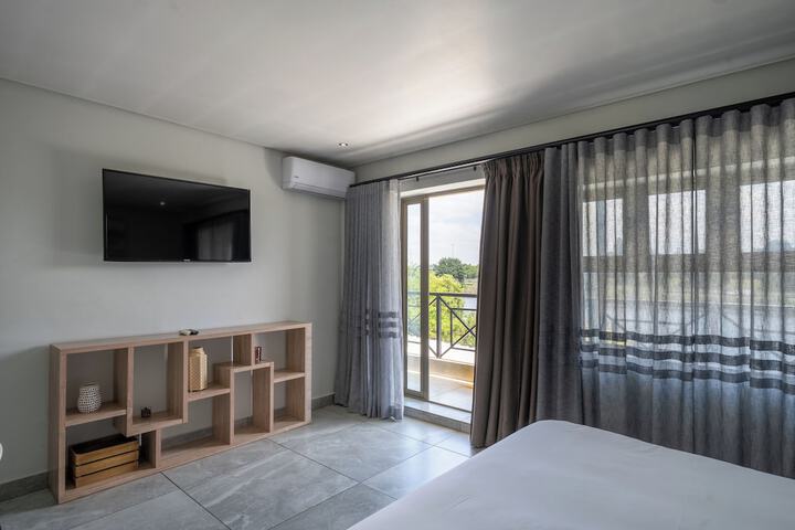 Room 21 of 129