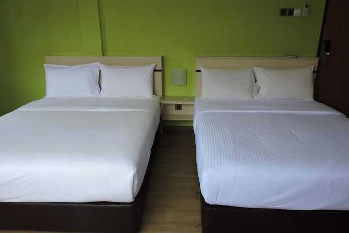 Room 19 of 43