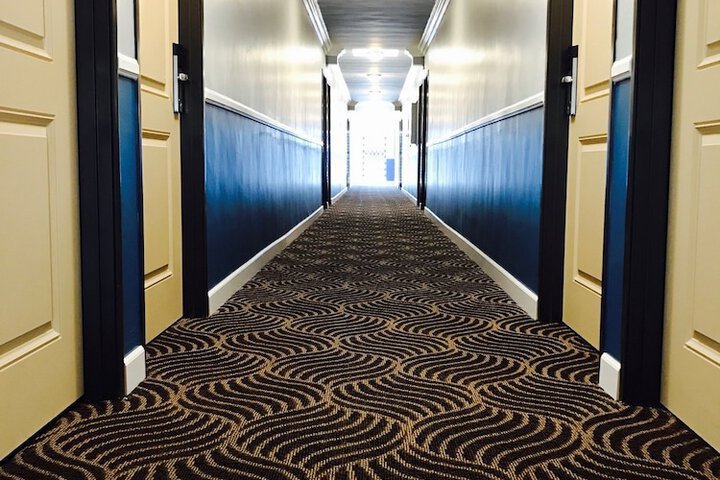 Ballroom/Hall 19 of 29