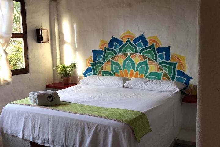 Room 10 of 37