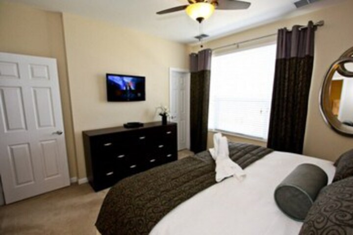 Room 96 of 100