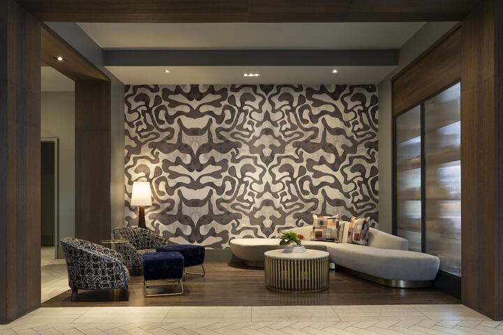 Lobby lounge