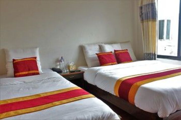 Room 15 of 34