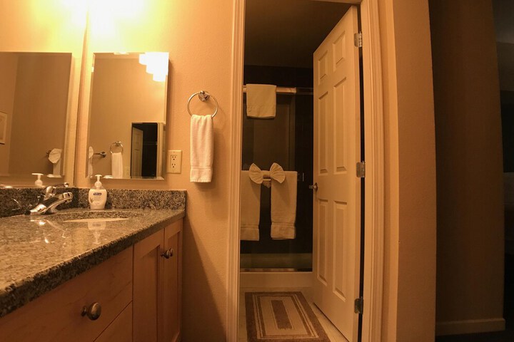Room 15 of 24