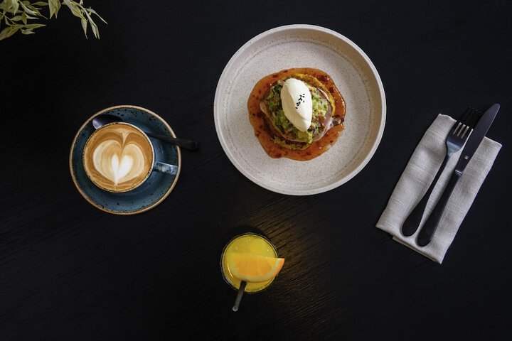 Breakfast/Coffee Service 64 of 112