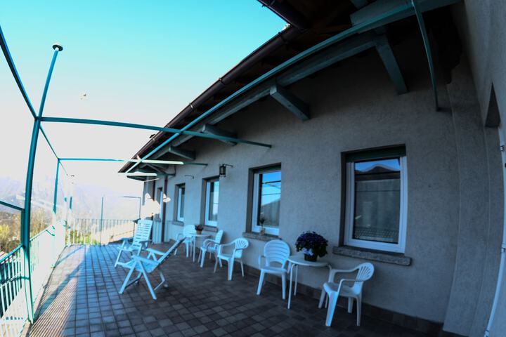 Terrace/Patio 7 of 8