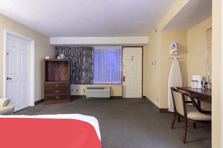 Room 15 of 84