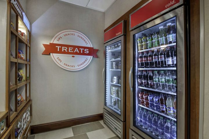 Snack bar