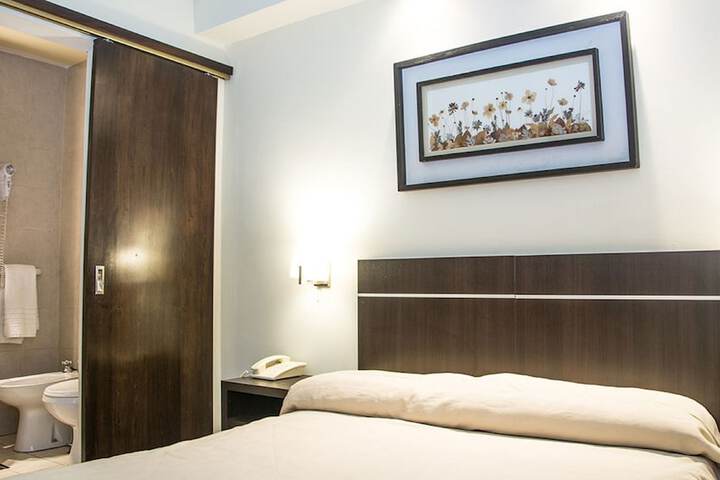Room 2 of 18