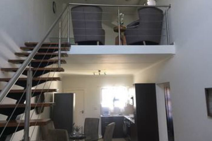 Room 11 of 20