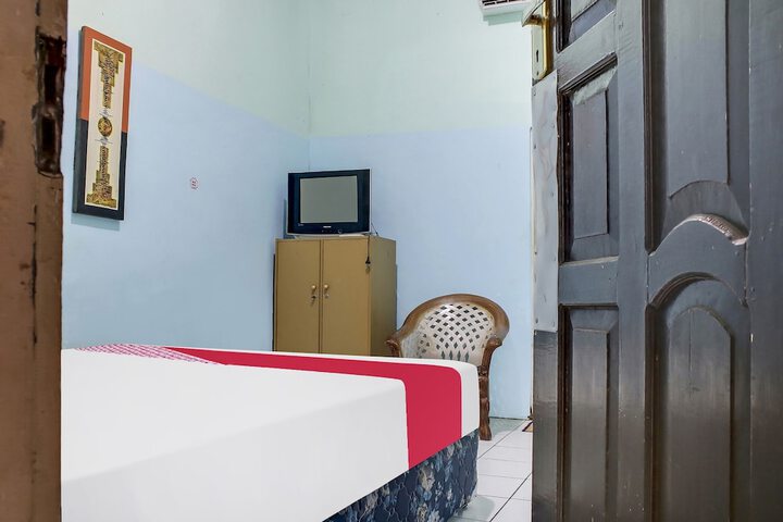 Room 28 of 37