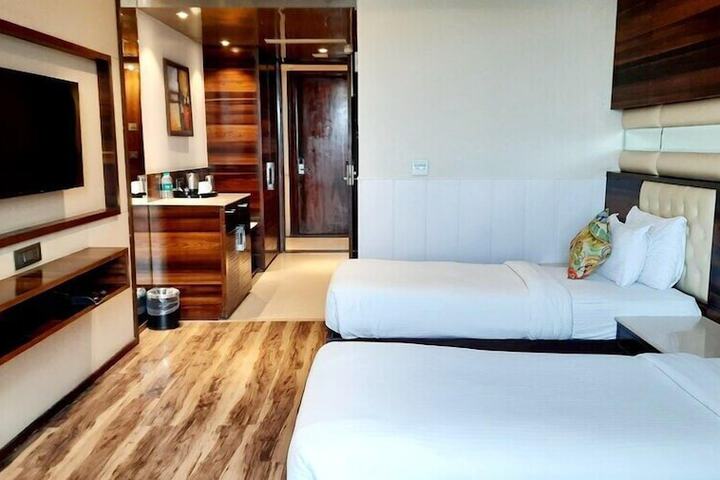 Room 21 of 45