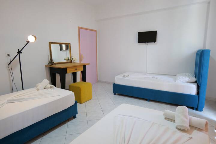Room 13 of 62