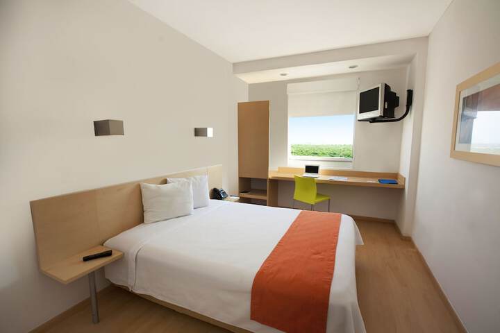 Room 14 of 56