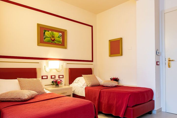 Room 14 of 49