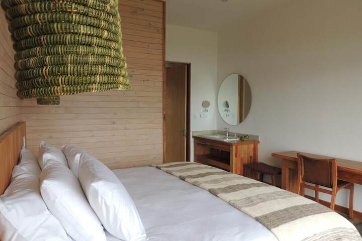 Room 13 of 50