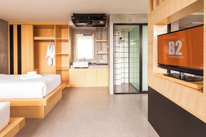Room 15 of 26