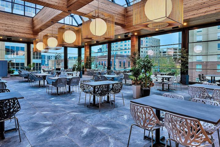 Breakfast area