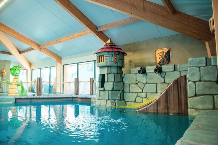 Pool 13 of 38