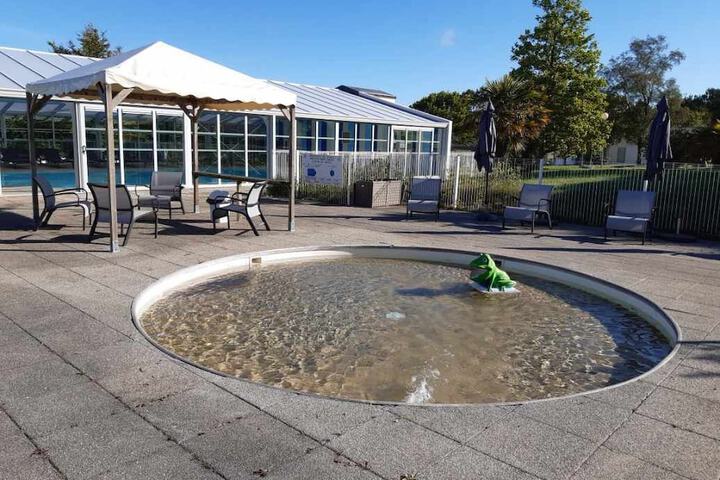 Pool 40 of 65